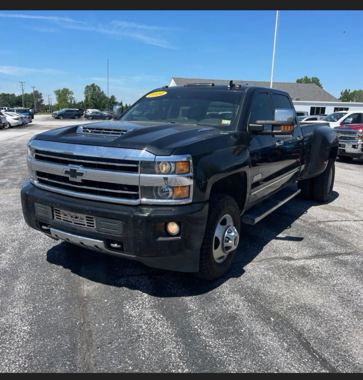 chevrolet silverado 3500hd 2019 1GC4KYEY4KF151965 image chevrolet silverado 3500hd 2019 1GC4KYEY4KF151965 image